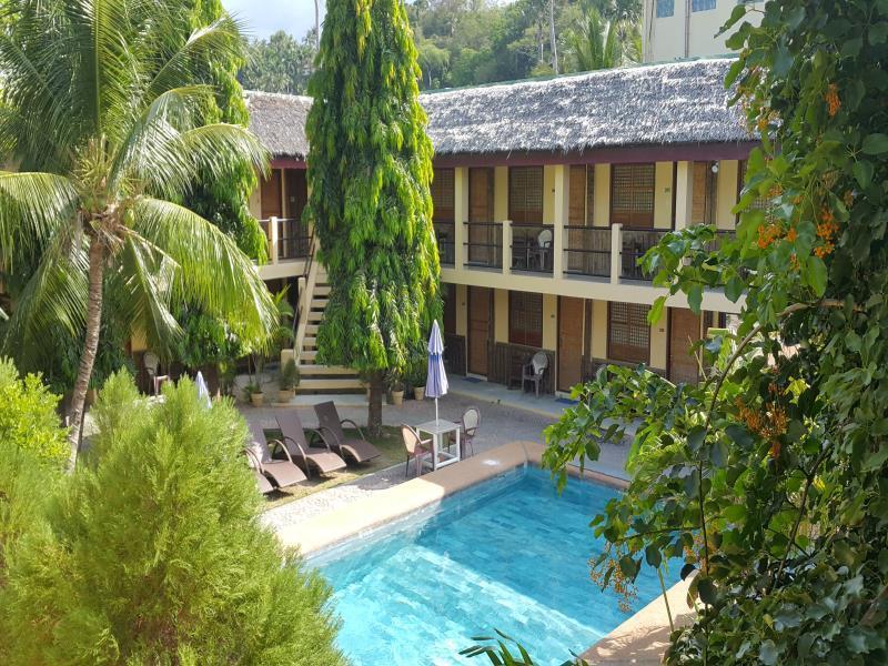 Lalaguna Beach Club And Dive Centre Puerto Galera Bagian luar foto